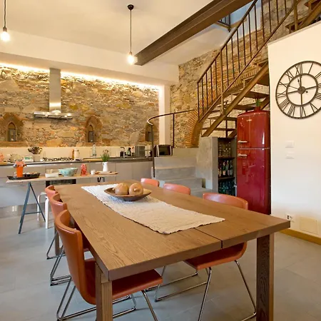펜션 Casa Antica Stalla, Charming Loft Just 500 M From S Centre 루카